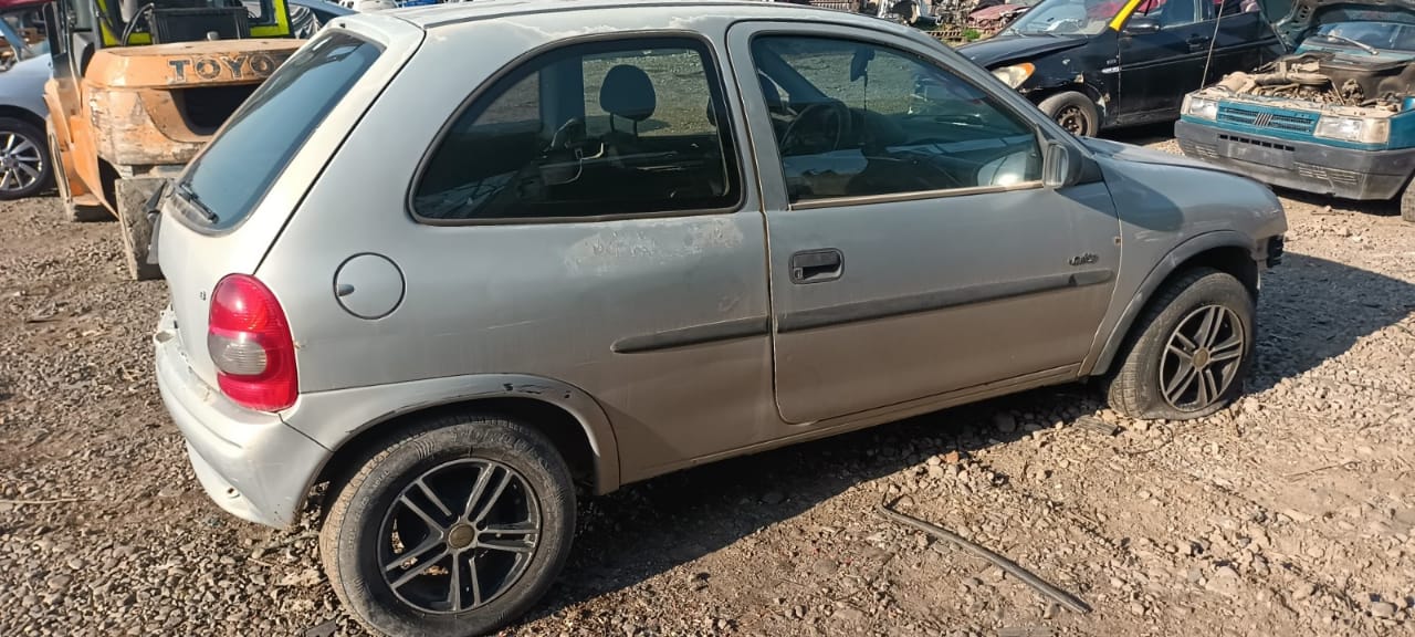 Chevrolet CORSA 2004 - 1 REPUESTO USADO/USADA EN DESARME